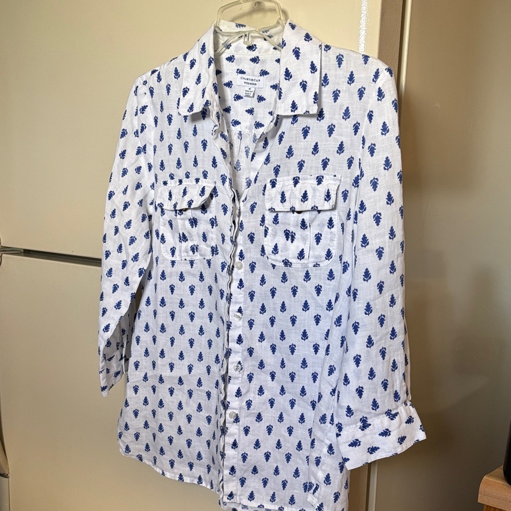 Linen shirt with blue pattern